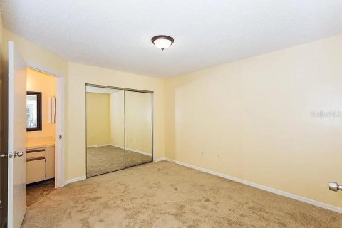 Commercial property in Kissimmee, Florida 20 bedrooms, 989.59 sq.m. № 2097312 - photo 12