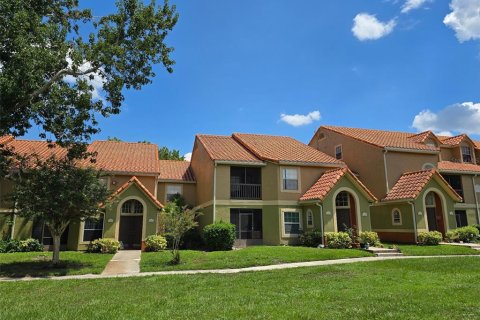Commercial property in Kissimmee, Florida 20 bedrooms, 989.59 sq.m. № 2097312 - photo 3