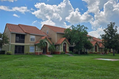 Commercial property in Kissimmee, Florida 20 bedrooms, 989.59 sq.m. № 2097312 - photo 5