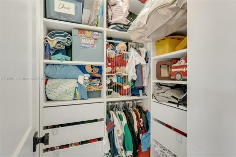 Купить таунхаус в Майами, Флорида 2 спальни, 81.38м2, № 1977317 - фото 21