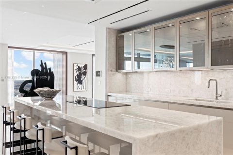 Copropriété à vendre à Miami, Floride: 2 chambres, 538.65 m2 № 1957691 - photo 7