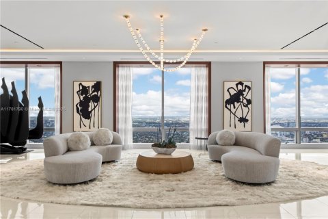 Copropriété à vendre à Miami, Floride: 2 chambres, 538.65 m2 № 1957691 - photo 1