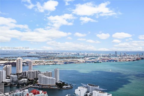 Copropriété à vendre à Miami, Floride: 2 chambres, 538.65 m2 № 1957691 - photo 16