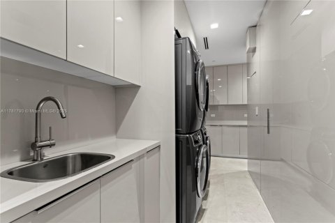 Copropriété à vendre à Miami, Floride: 2 chambres, 538.65 m2 № 1957691 - photo 26