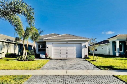 Villa ou maison à vendre à Port St. Lucie, Floride: 3 chambres, 209.4 m2 № 2083174 - photo 2