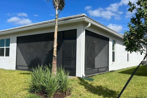 Villa ou maison à vendre à Port St. Lucie, Floride: 3 chambres, 209.4 m2 № 2083174 - photo 24