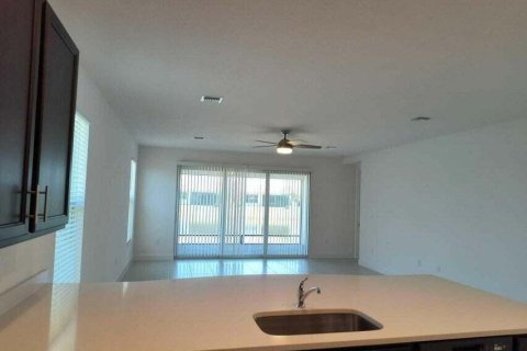 Villa ou maison à vendre à Port St. Lucie, Floride: 3 chambres, 209.4 m2 № 2083174 - photo 15