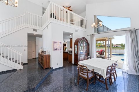 Casa en venta en Pembroke Pines, Florida, 4 dormitorios, 298.31 m2 № 1697329 - foto 13