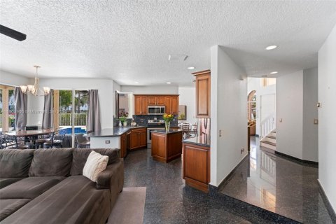 Casa en venta en Pembroke Pines, Florida, 4 dormitorios, 298.31 m2 № 1697329 - foto 10