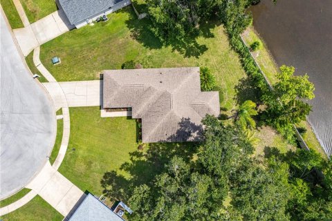 House in South Daytona, Florida 3 bedrooms, 111.85 sq.m. № 1913123 - photo 27