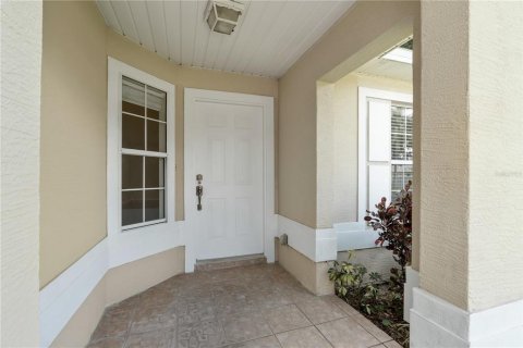 House in South Daytona, Florida 3 bedrooms, 111.85 sq.m. № 1913123 - photo 4