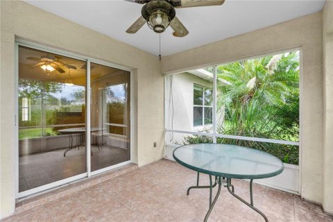House in South Daytona, Florida 3 bedrooms, 111.85 sq.m. № 1913123 - photo 23