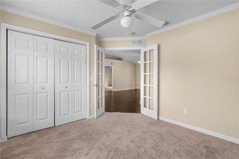 House in South Daytona, Florida 3 bedrooms, 111.85 sq.m. № 1913123 - photo 18