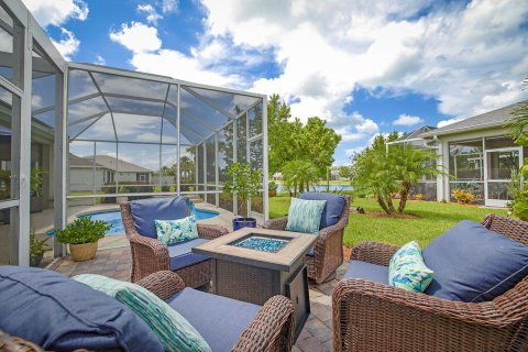 Villa ou maison à vendre à Port St. Lucie, Floride: 2 chambres, 191.29 m2 № 2077550 - photo 16