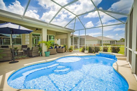 Villa ou maison à vendre à Port St. Lucie, Floride: 2 chambres, 191.29 m2 № 2077550 - photo 7