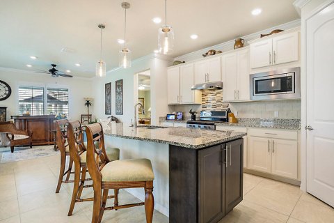 Villa ou maison à vendre à Port St. Lucie, Floride: 2 chambres, 191.29 m2 № 2077550 - photo 4