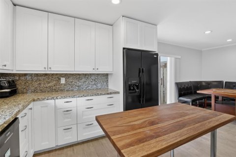 Купить таунхаус в Дейви, Флорида 3 спальни, 184.5м2, № 2036428 - фото 20