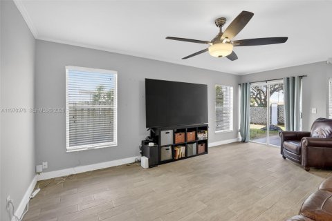 Купить таунхаус в Дейви, Флорида 3 спальни, 184.5м2, № 2036428 - фото 9