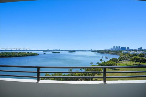 Copropriété à vendre à Miami, Floride: 2 chambres, 163.79 m2 № 1970378 - photo 20