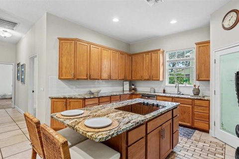 Villa ou maison à vendre à Lakeland, Floride: 3 chambres, 250.37 m2 № 2410661 - photo 12