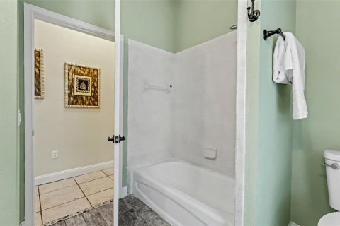 Villa ou maison à vendre à Lakeland, Floride: 3 chambres, 250.37 m2 № 2410661 - photo 30