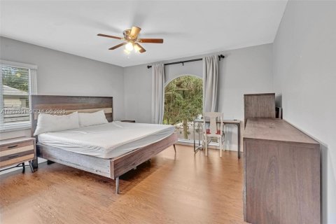 Casa en alquiler en Cooper City, Florida, 4 dormitorios, 237.09 m2 № 2010550 - foto 25