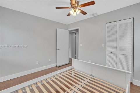 Casa en alquiler en Cooper City, Florida, 4 dormitorios, 237.09 m2 № 2010550 - foto 24