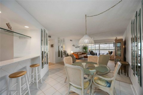 Copropriété à louer à Punta Gorda, Floride: 2 chambres, 125.14 m2 № 2213380 - photo 10
