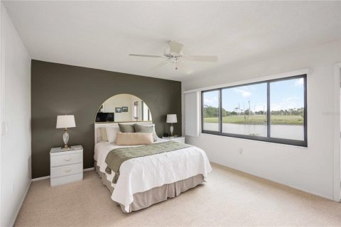 Copropriété à louer à Punta Gorda, Floride: 2 chambres, 125.14 m2 № 2213380 - photo 12