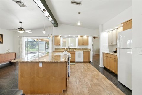 Купить виллу или дом в Сарасота, Флорида 10 комнат, 245.26м2, № 1823056 - фото 8