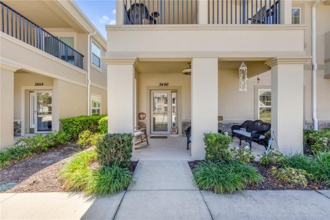 Townhouse in New Smyrna Beach, Florida 4 bedrooms, 221.01 sq.m. № 2110715 - photo 2