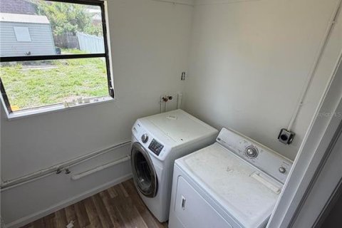 Villa ou maison à vendre à Englewood, Floride: 3 chambres, 83.24 m2 № 2210500 - photo 13