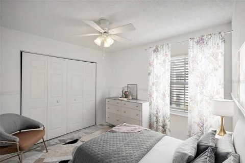 House in Weston, Florida 4 bedrooms, 169.55 sq.m. № 2354734 - photo 12