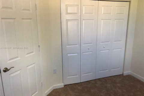 Adosado en alquiler en Homestead, Florida, 3 dormitorios, 130.81 m2 № 1990135 - foto 17