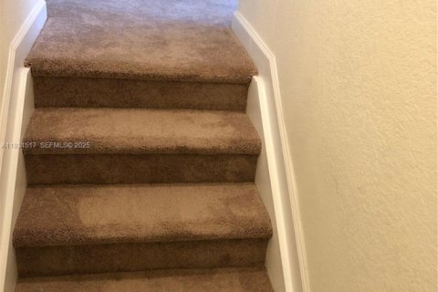 Adosado en alquiler en Homestead, Florida, 3 dormitorios, 130.81 m2 № 1990135 - foto 15