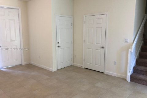 Adosado en alquiler en Homestead, Florida, 3 dormitorios, 130.81 m2 № 1990135 - foto 9