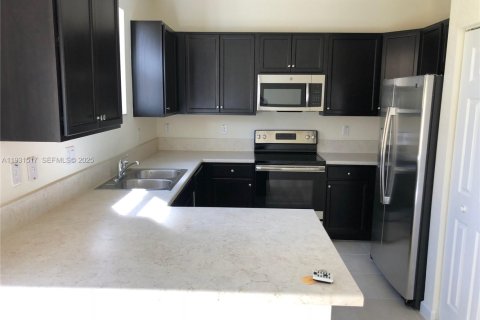 Adosado en alquiler en Homestead, Florida, 3 dormitorios, 130.81 m2 № 1990135 - foto 5