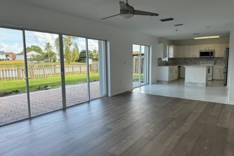 Снять в аренду виллу или дом в Санрайз, Флорида 5 спален, 261.98м2, № 2015073 - фото 4