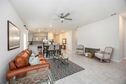 Villa ou maison à vendre à Punta Gorda, Floride: 4 chambres, 174.56 m2 № 2333923 - photo 19