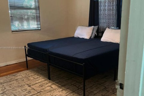 Villa ou maison à vendre à Hollywood, Floride: 3 chambres, 105.44 m2 № 1932378 - photo 5