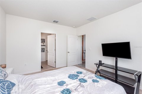Casa en venta en Deltona, Florida, 4 dormitorios, 170.57 m2 № 1865897 - foto 16