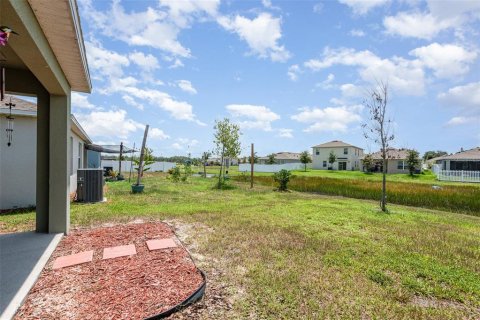 Casa en venta en Deltona, Florida, 4 dormitorios, 170.57 m2 № 1865897 - foto 26