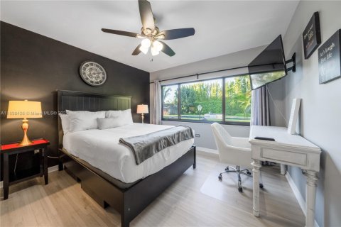 Casa en alquiler en Homestead, Florida, 4 dormitorios, 251.58 m2 № 1952036 - foto 13