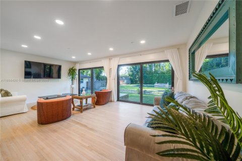Casa en alquiler en Homestead, Florida, 4 dormitorios, 251.58 m2 № 1952036 - foto 4