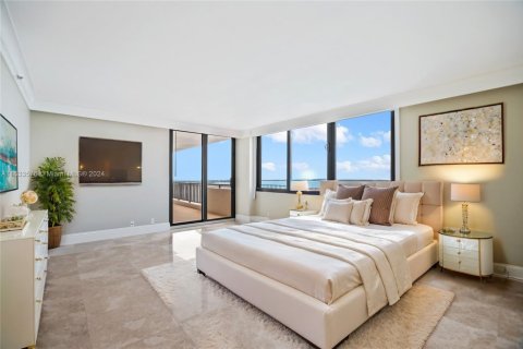 Condo in Miami, Florida, 3 bedrooms  № 1861052 - photo 5