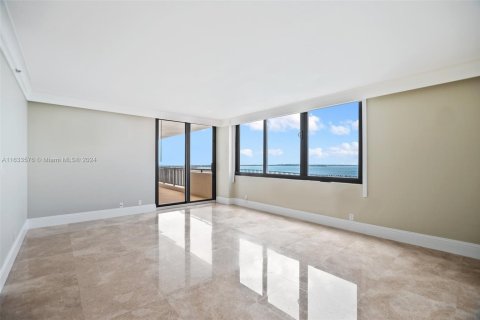 Condo in Miami, Florida, 3 bedrooms  № 1861052 - photo 15