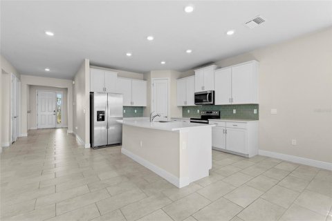 Casa en venta en Bradenton, Florida, 4 dormitorios, 189.99 m2 № 2430568 - foto 2