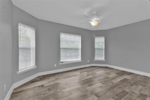House in Port Charlotte, Florida 3 bedrooms, 167.04 sq.m. № 2217720 - photo 30