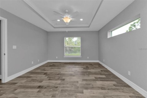 House in Port Charlotte, Florida 3 bedrooms, 167.04 sq.m. № 2217720 - photo 19