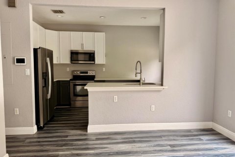 Townhouse in Boynton Beach, Florida 3 bedrooms, 141.49 sq.m. № 2384512 - photo 11